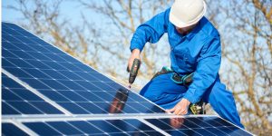 Installation Maintenance Panneaux Solaires Photovoltaïques à Fervaques